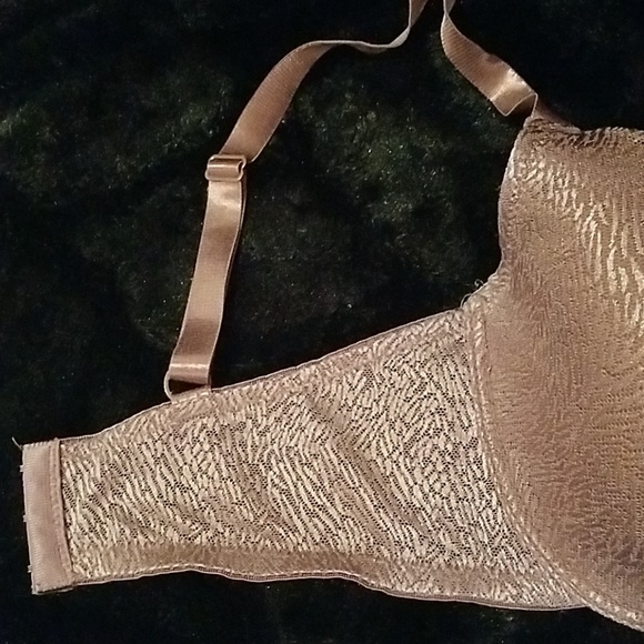 Delta Burke padded bra size 38D - Picture 3 of 4
